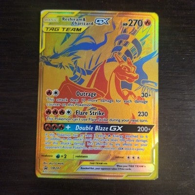 Pokémon TCG Reshiram & Charizard GX Sun & Moon Sm247 Holo Promo